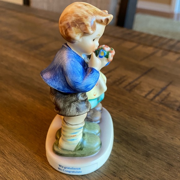 We Congratulate Hummel - Picture 5 of 8